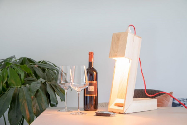 Rackpack WineLight– Weingeschenkbox UND Lampe in einem!